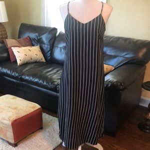 Classy sleeveless tank dress S EUC
